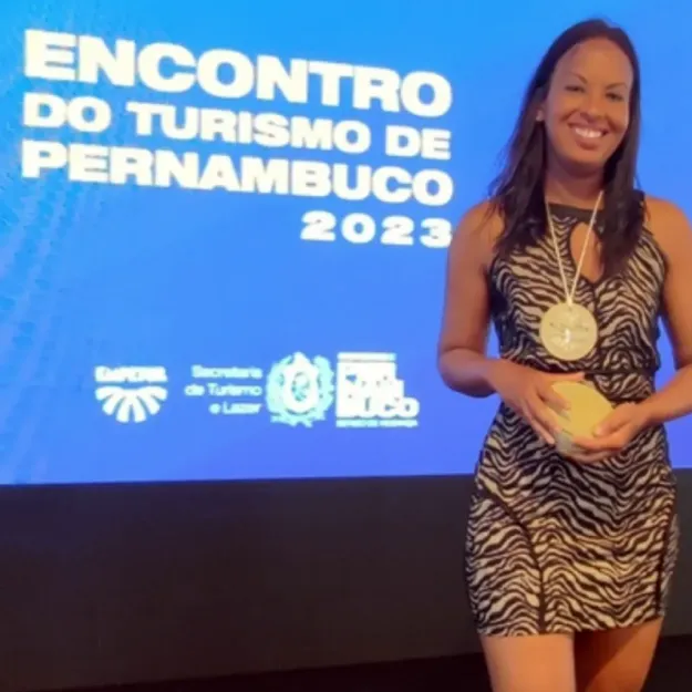 Biofabrica de Corais Restauração Recifal Projetos PDI e ESG Adoção de Corais Experiências Turísticas Regenerativas em Porto de Galinhas