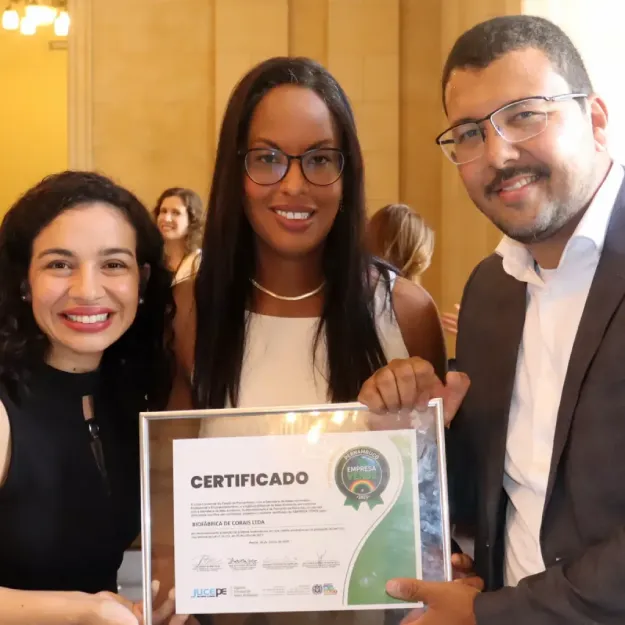 Biofabrica de Corais Restauração Recifal Projetos PDI e ESG Adoção de Corais Experiências Turísticas Regenerativas em Porto de Galinhas